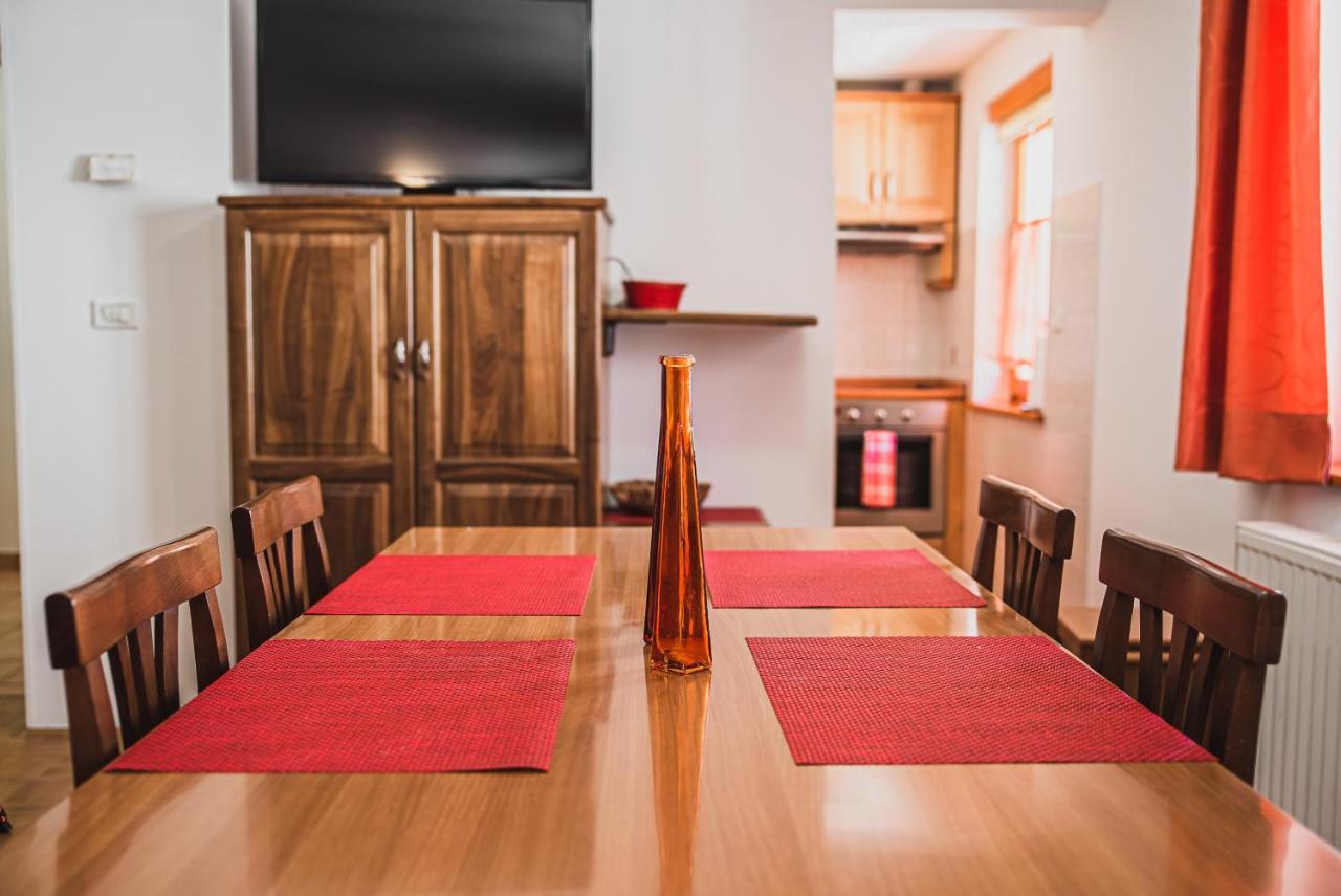 Apartments Rombon Klavdij With Free Onsite Parking Bovec Exterior foto